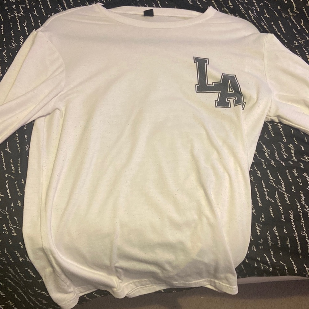 Long sleeve LA shirt.